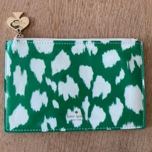 Kate Spade Clutch Makeup Cosmetic Bag in Green Ikat